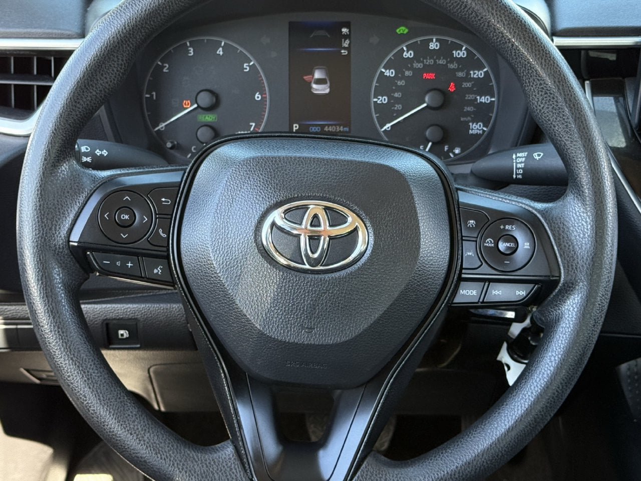 Used 2025 Toyota Corolla LE FWD image 12