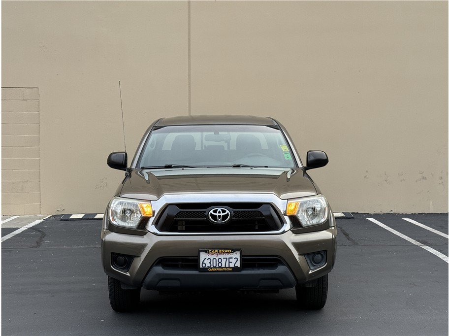Used 2013 Toyota Tacoma 2WD Double Cab image 2