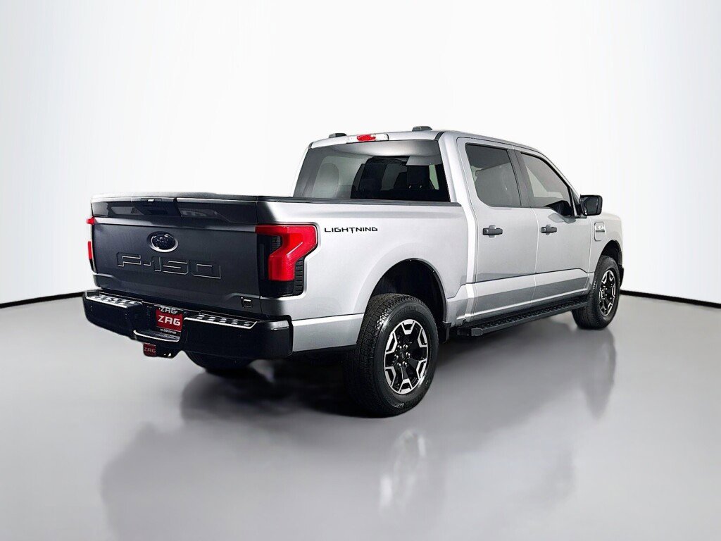 Used 2023 Ford F150 Lightning Pro AWD/4WD image 5