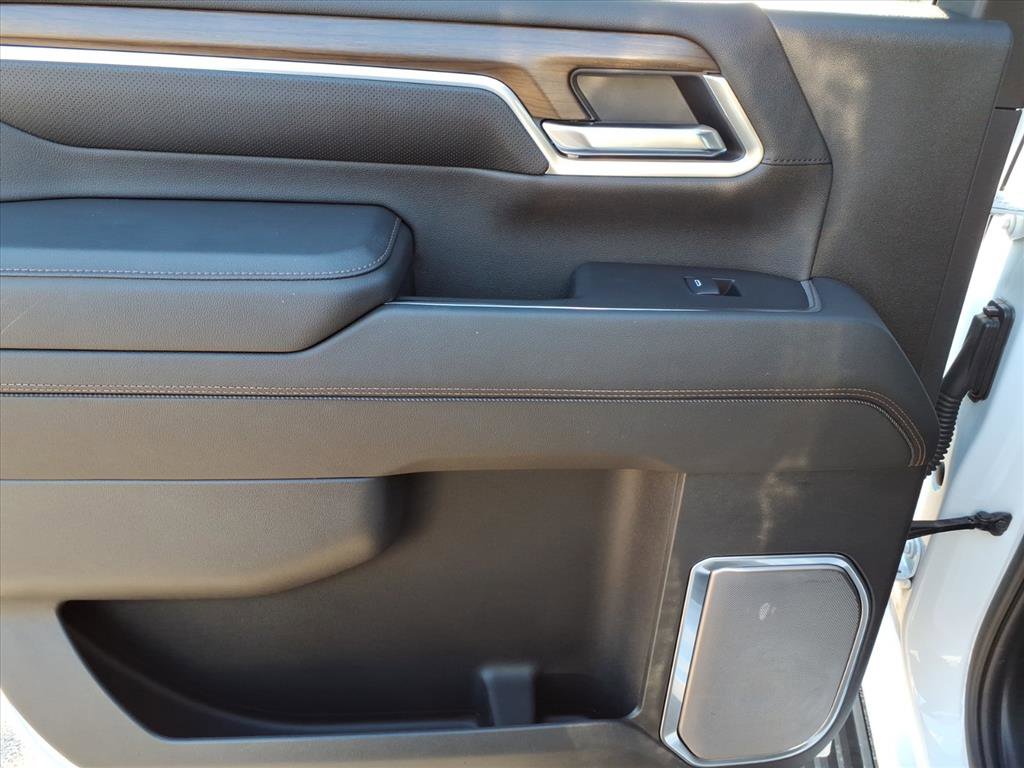 Used 2025 Chevrolet Silverado 2500 High Country w/ Z71 Off-Road Package image 33