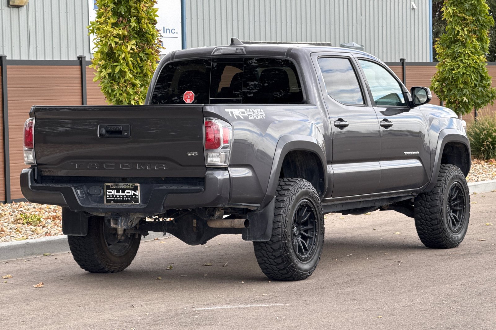 Used 2023 Toyota Tacoma TRD Sport AWD/4WD image 36