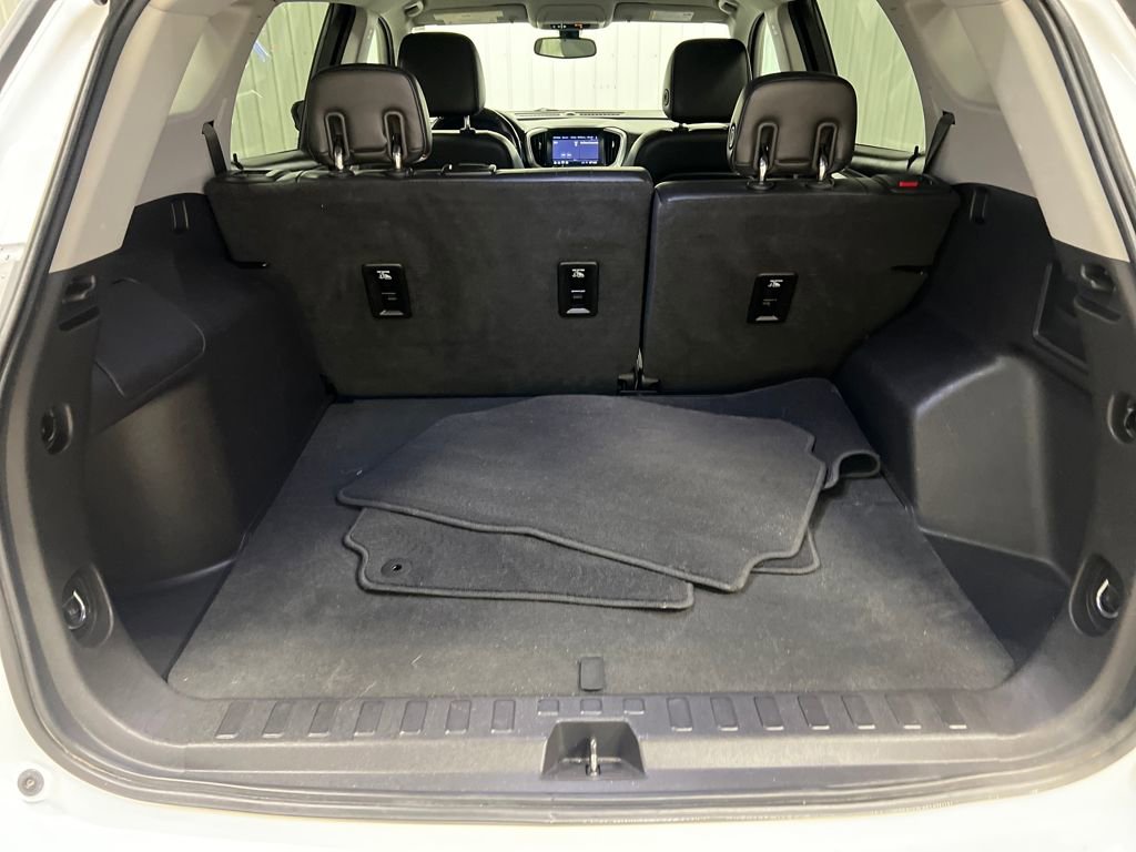 Certified 2019 GMC Terrain SLT image 12