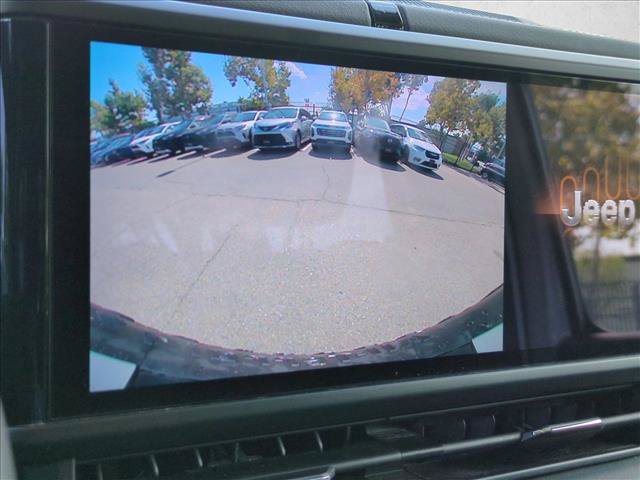 Used 2024 Jeep Wrangler Unlimited Rubicon 4xe AWD/4WD image 13