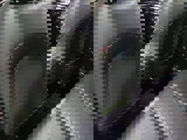 Used 2021 MAZDA MAZDA3 s image 17