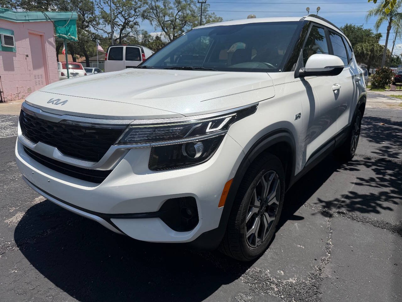 Used 2022 Kia Seltos EX AWD/4WD image 12
