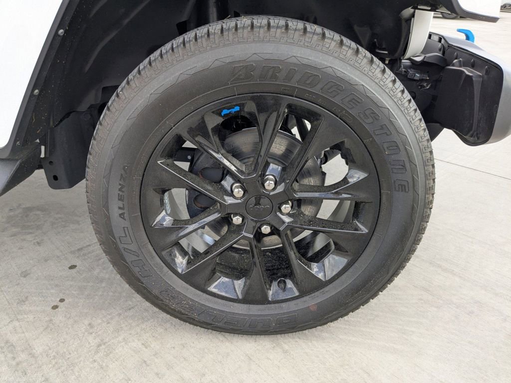 Used 2023 Jeep Wrangler Sahara 4xe image 12