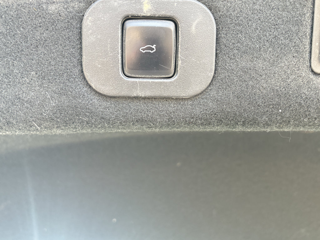 Used 2019 Lincoln Continental Reserve FWD image 5