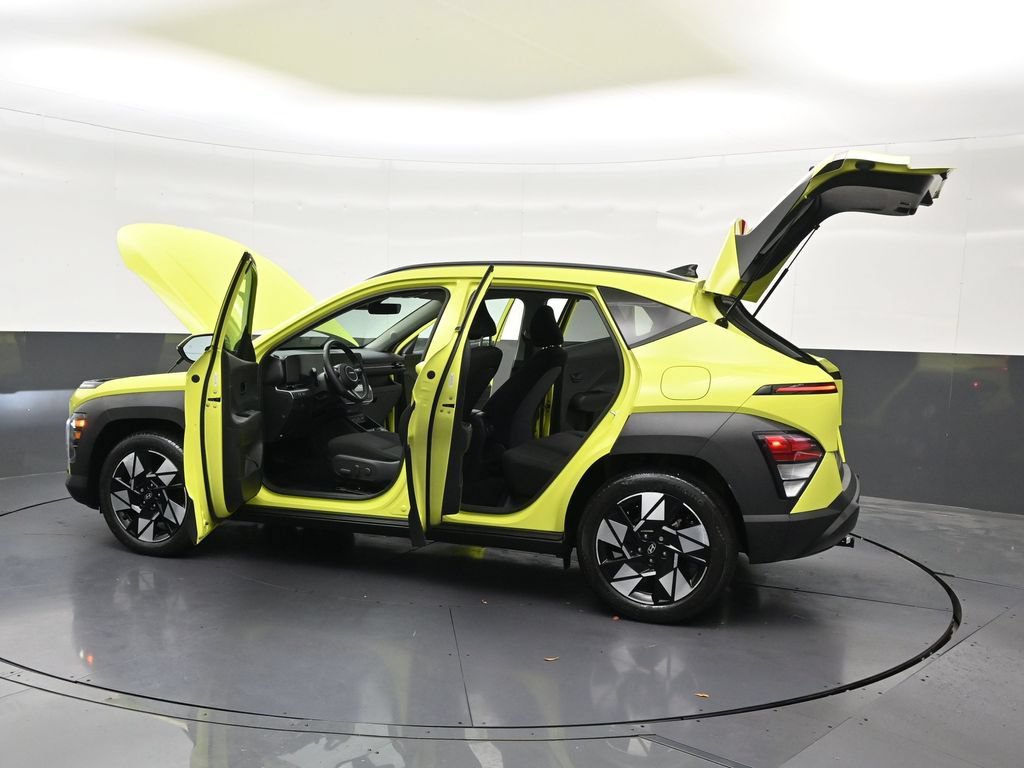 Used 2024 Hyundai Kona SEL w/ Convenience Package FWD image 35