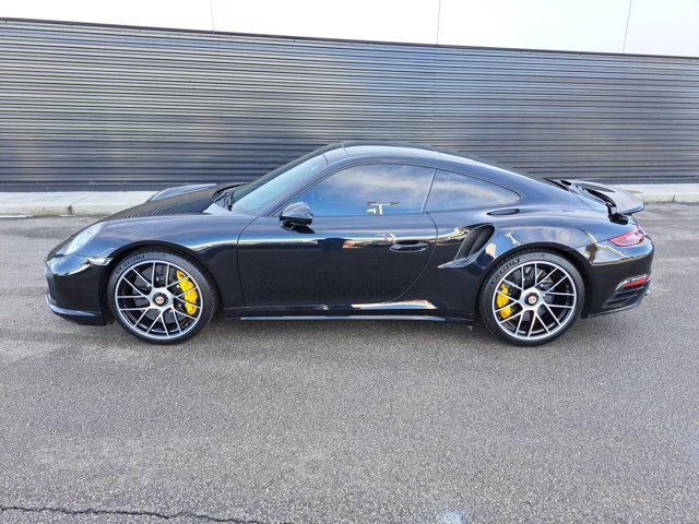 Certified 2019 Porsche 911 Turbo S image 2