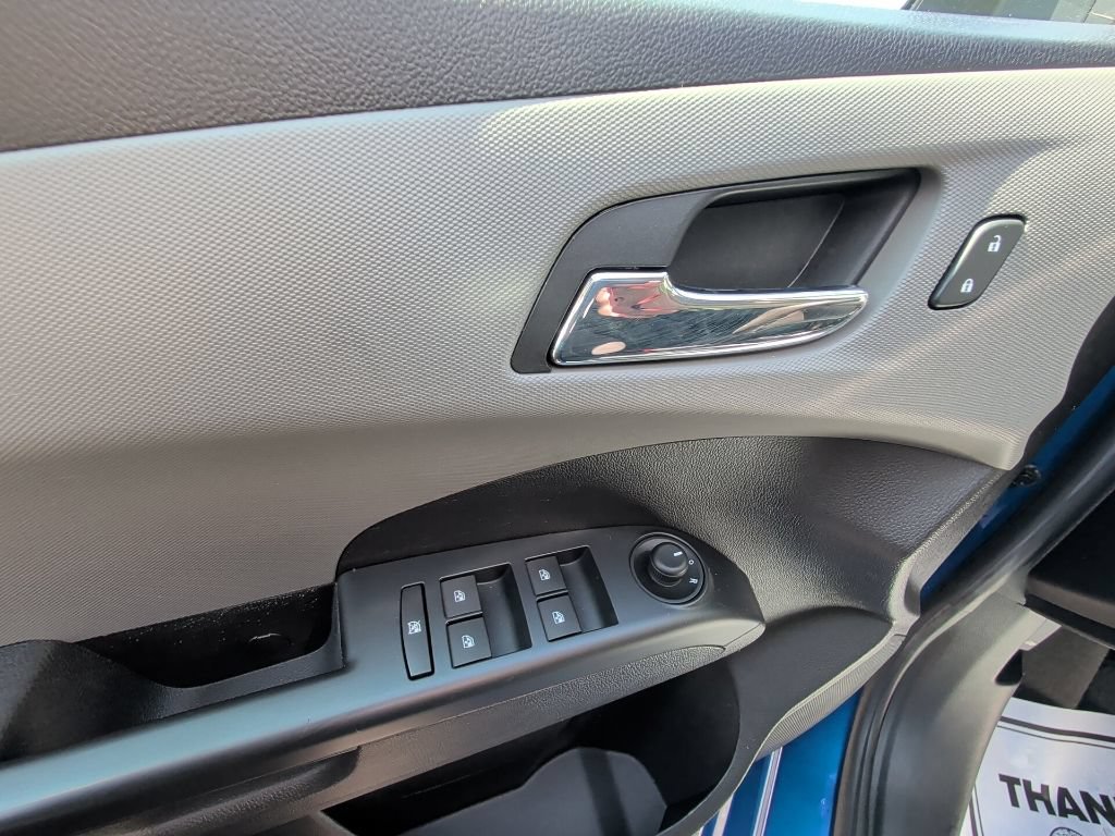 Used 2016 Chevrolet Sonic LT FWD image 12