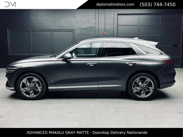 Used 2023 Genesis Electrified GV70 AWD/4WD image 4