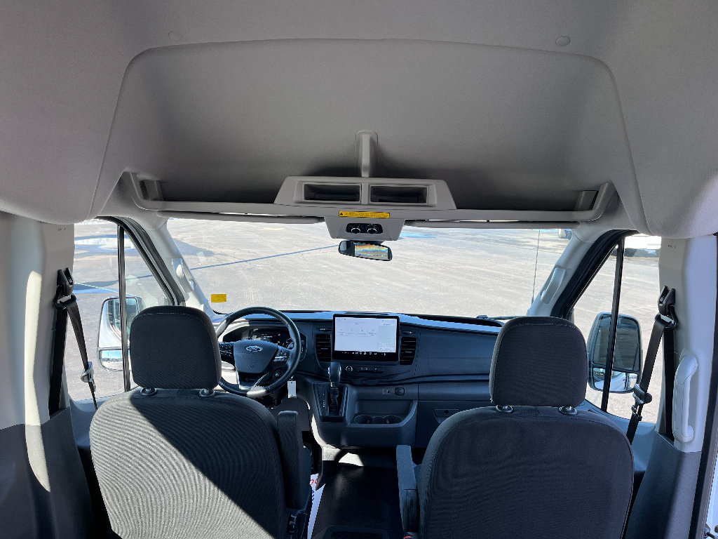 Used 2023 Ford Transit 350 XL image 17