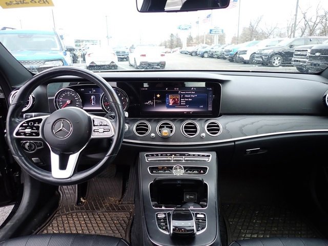 Used 2019 Mercedes-Benz E 300 4MATIC image 12