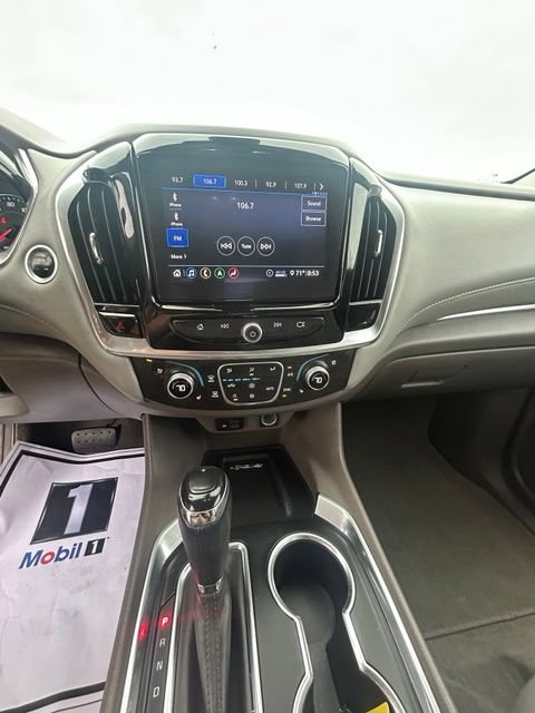 Used 2020 Chevrolet Traverse Premier FWD image 18