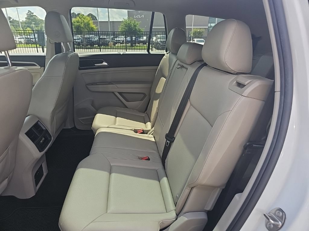 Used 2018 Volkswagen Atlas SEL FWD image 15