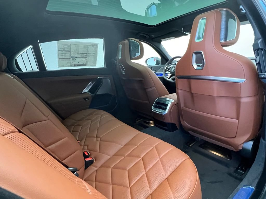 New 2026 BMW 740i xDrive AWD/4WD image 35