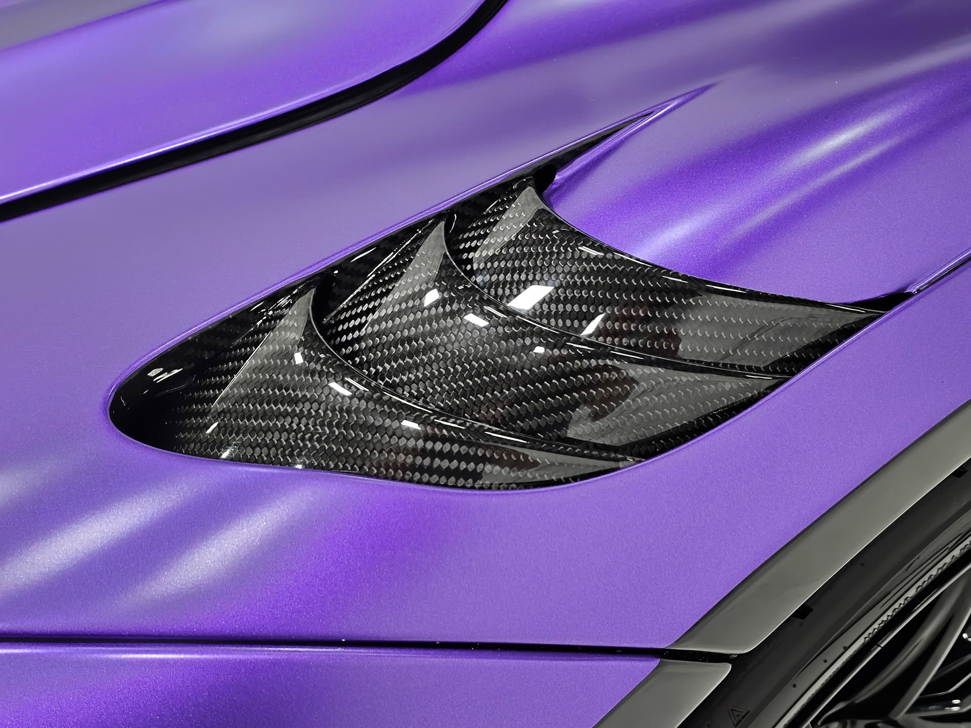 Used 2019 McLaren 720S RWD image 20