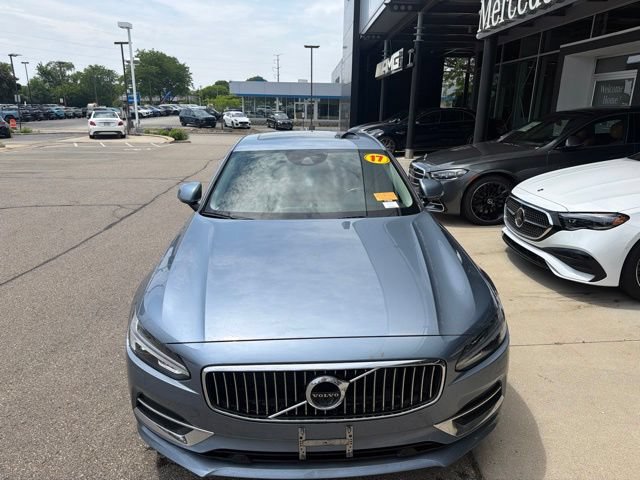 Used 2017 Volvo S90 T6 Inscription w/ Vision Package AWD/4WD image 3
