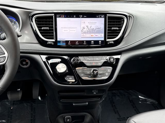 New 2026 Chrysler Pacifica Select AWD/4WD image 12