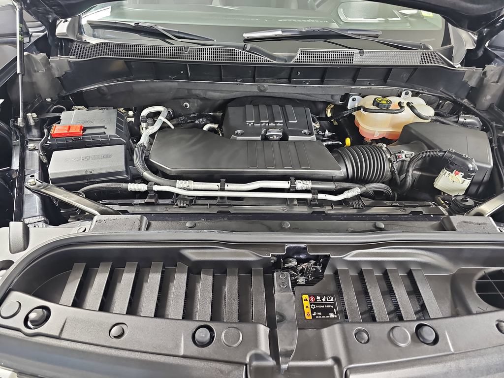 Certified 2024 Chevrolet Silverado 1500 LT AWD/4WD image 35