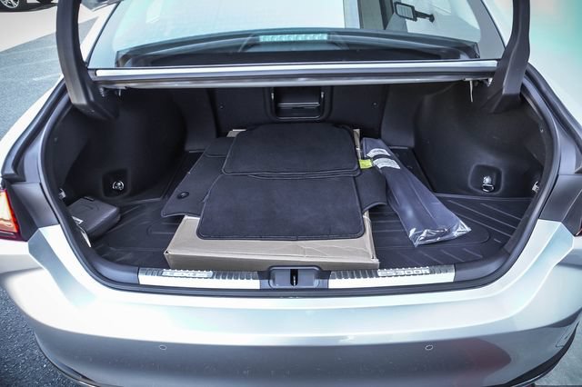 Certified 2025 Lexus ES 300h w/ Luxury Package FWD image 21