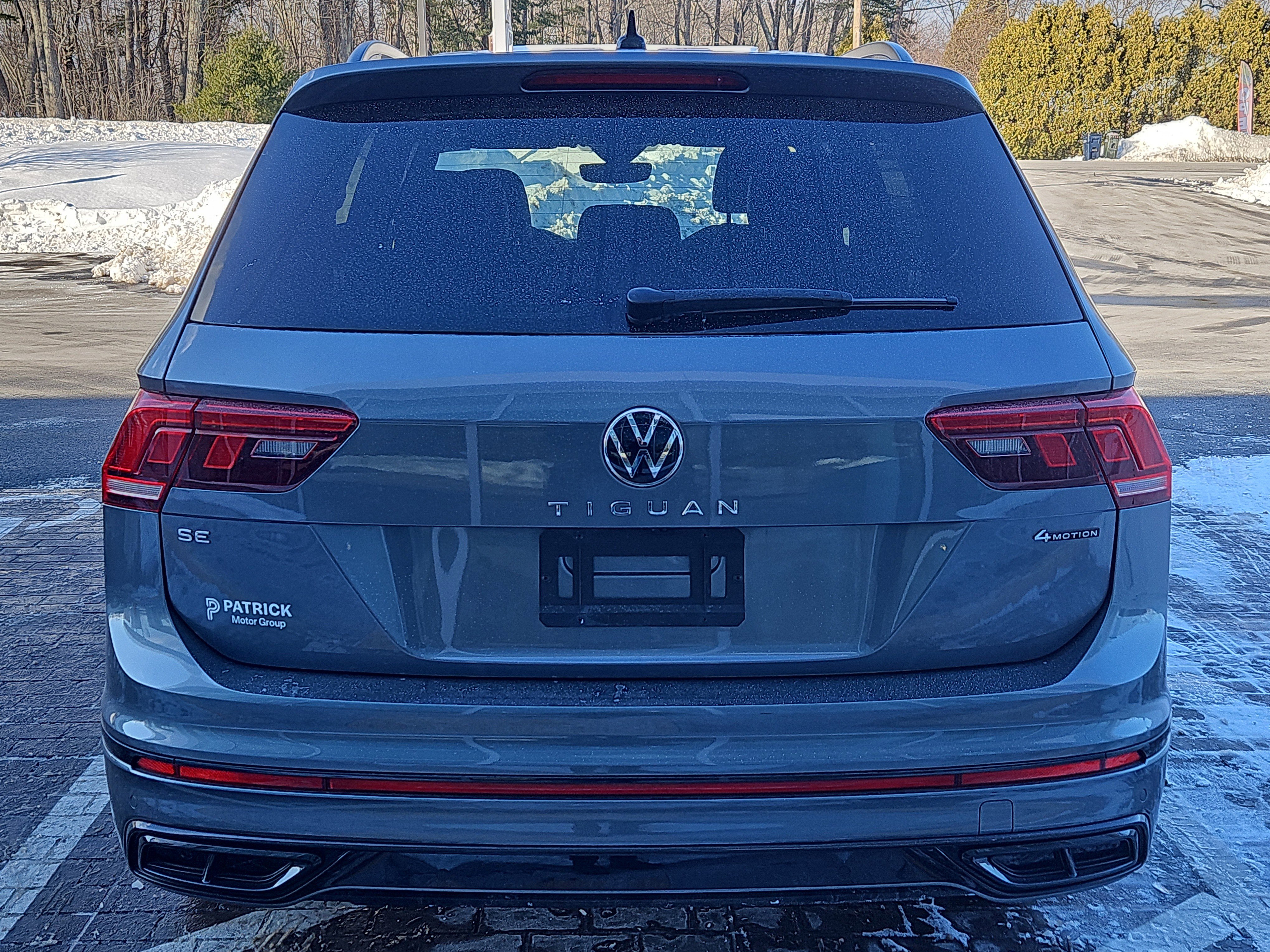 Certified 2023 Volkswagen Tiguan SE R-Line image 27