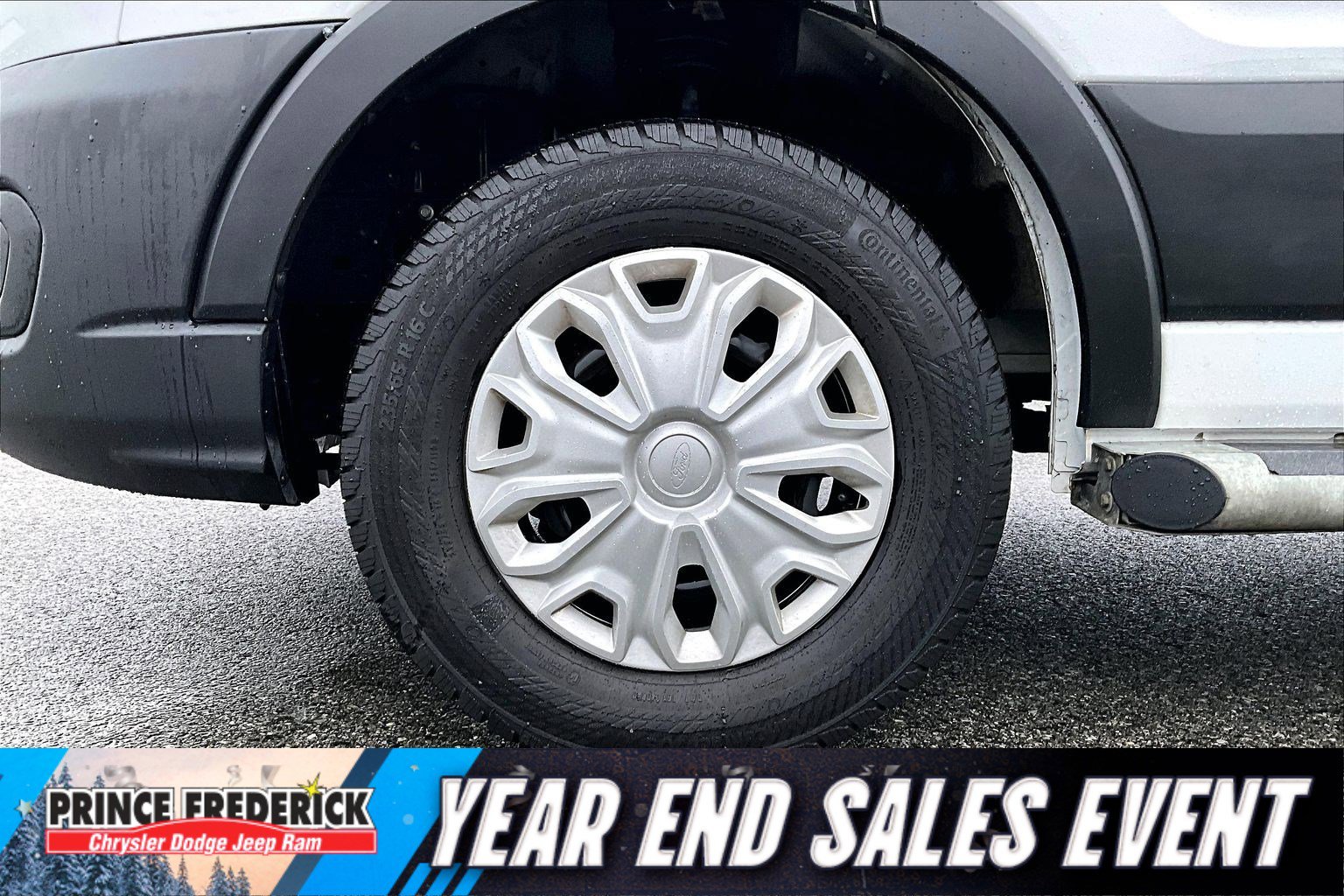 Used 2023 Ford Transit 250 Low Roof w/ Exterior Upgrade Package image 8