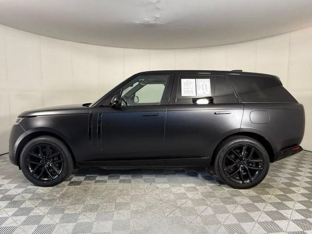 Used 2025 Land Rover Range Rover SE AWD/4WD image 7