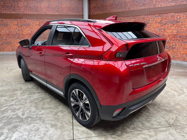 Used 2020 Mitsubishi Eclipse Cross SEL image 3