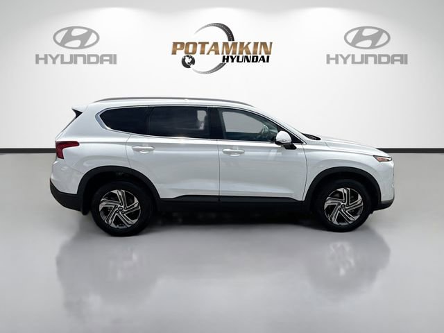 Used 2023 Hyundai Santa Fe SEL w/ Winter Weather Package image 4