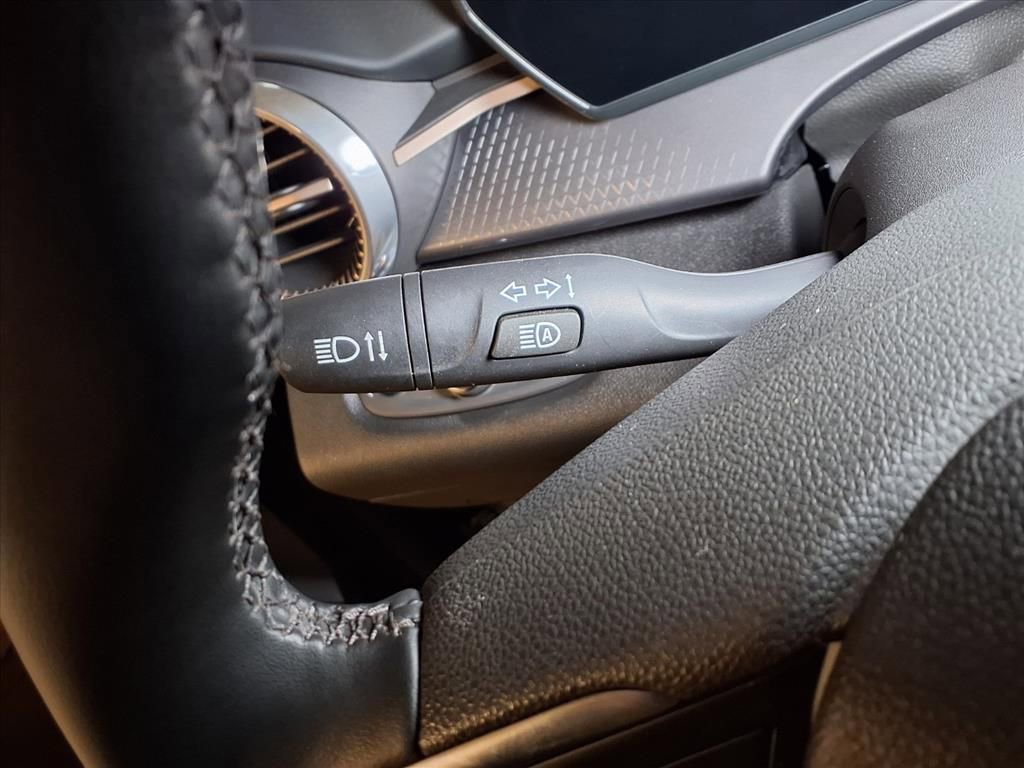 Used 2024 Chevrolet Trax ACTIV w/ Sunroof Package image 8