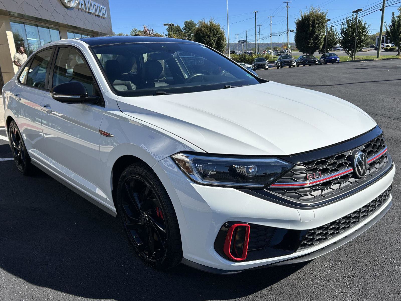 Used 2023 Volkswagen Jetta GLI Autobahn image 9