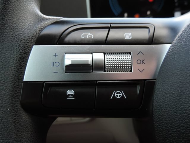 Used 2025 Hyundai Tucson SE FWD image 26