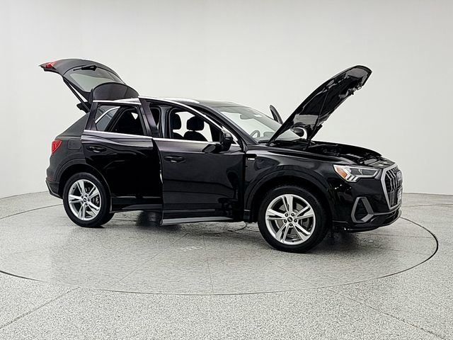 Used 2022 Audi Q3 2.0T Premium Plus AWD/4WD image 10