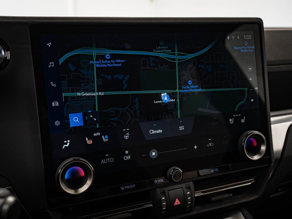 Used 2024 Lexus GX 550 image 32