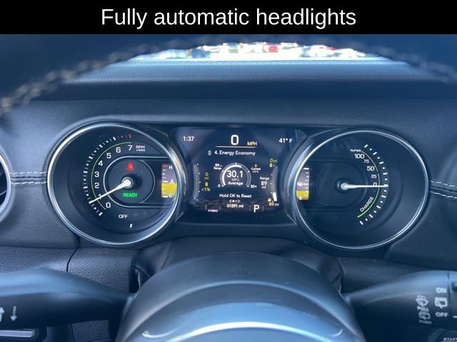 Used 2023 Jeep Wrangler Unlimited Sahara w/ Cold Weather Group image 15