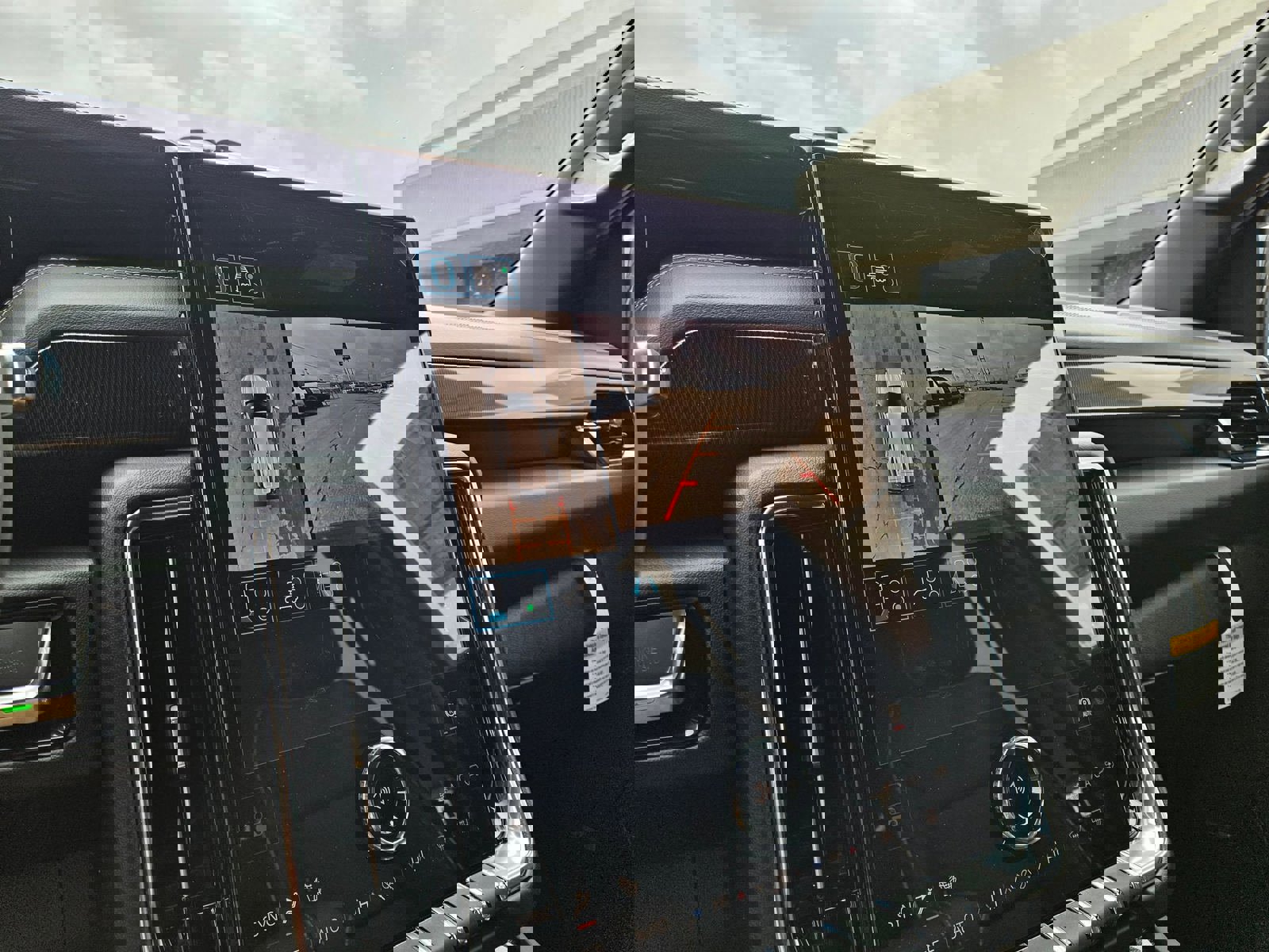 New 2026 GMC Yukon Elevation image 17