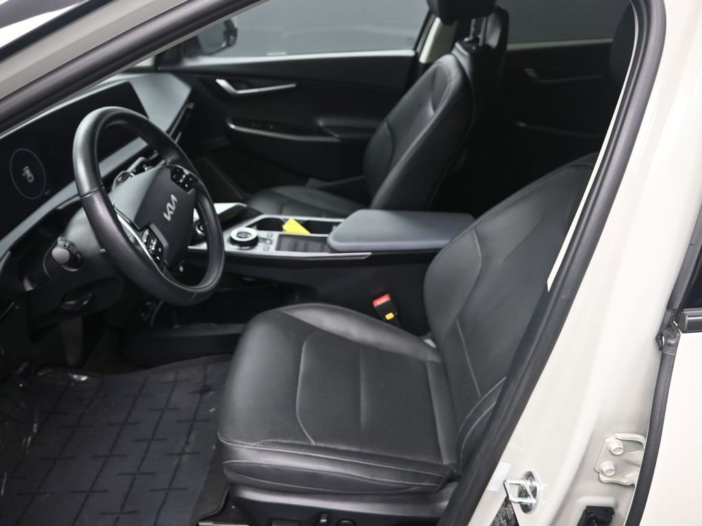 Certified 2022 Kia EV6 Wind w/ Wind Technology Package image 14