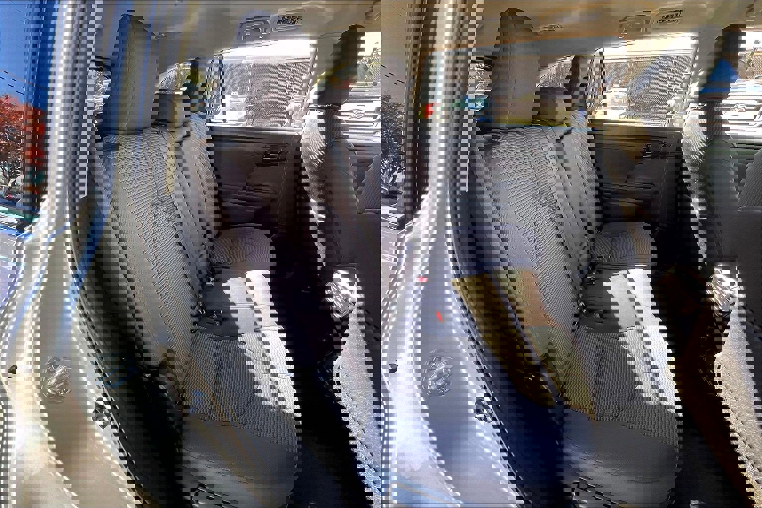 Used 2024 Toyota Highlander LE image 31