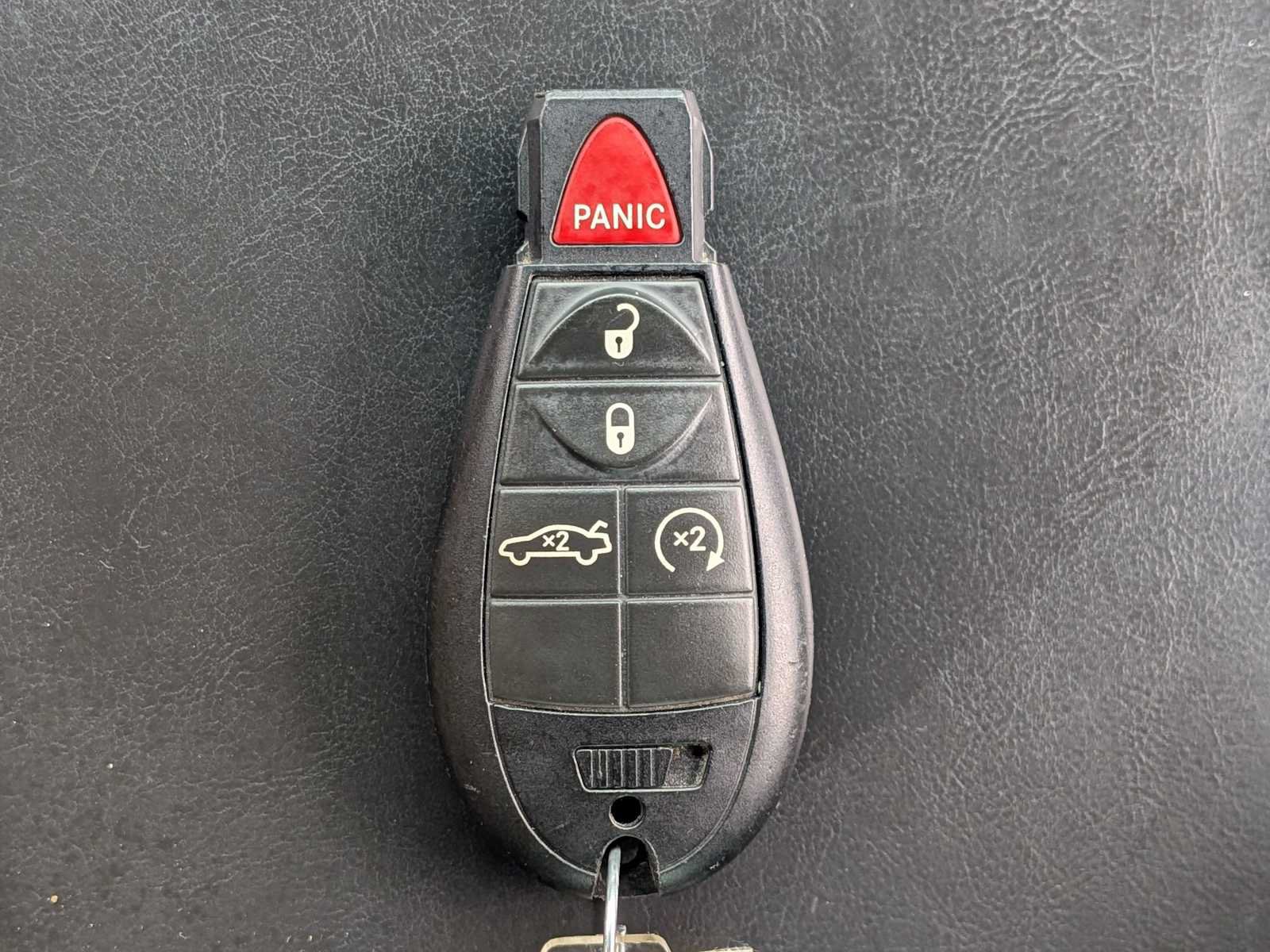 Used 2014 Dodge Challenger SRT8 Core w/ Electronics Convenience Group RWD image 29