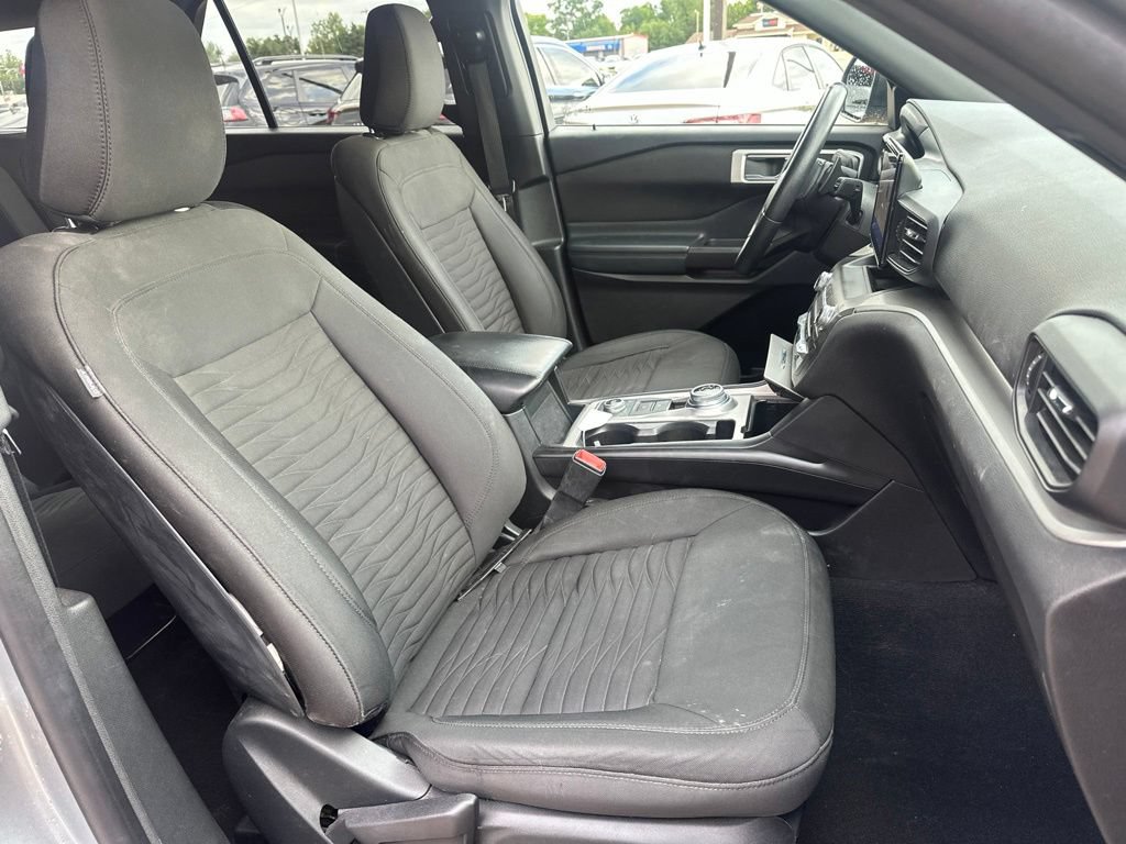 Used 2020 Ford Explorer XLT w/ Class III Trailer Tow Package AWD/4WD image 24