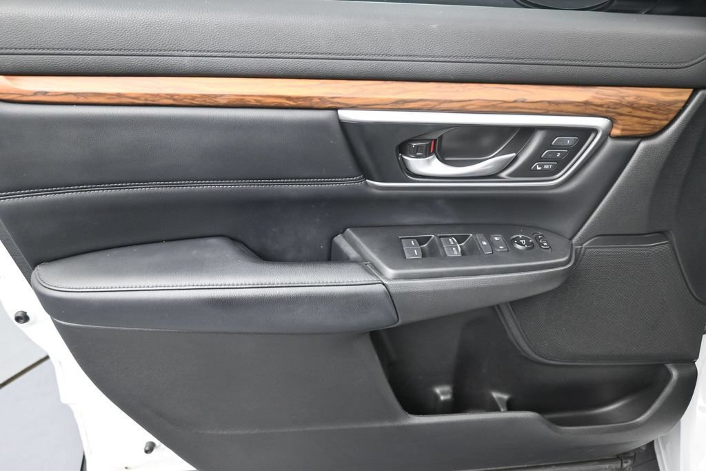 Used 2020 Honda CR-V EX-L image 10