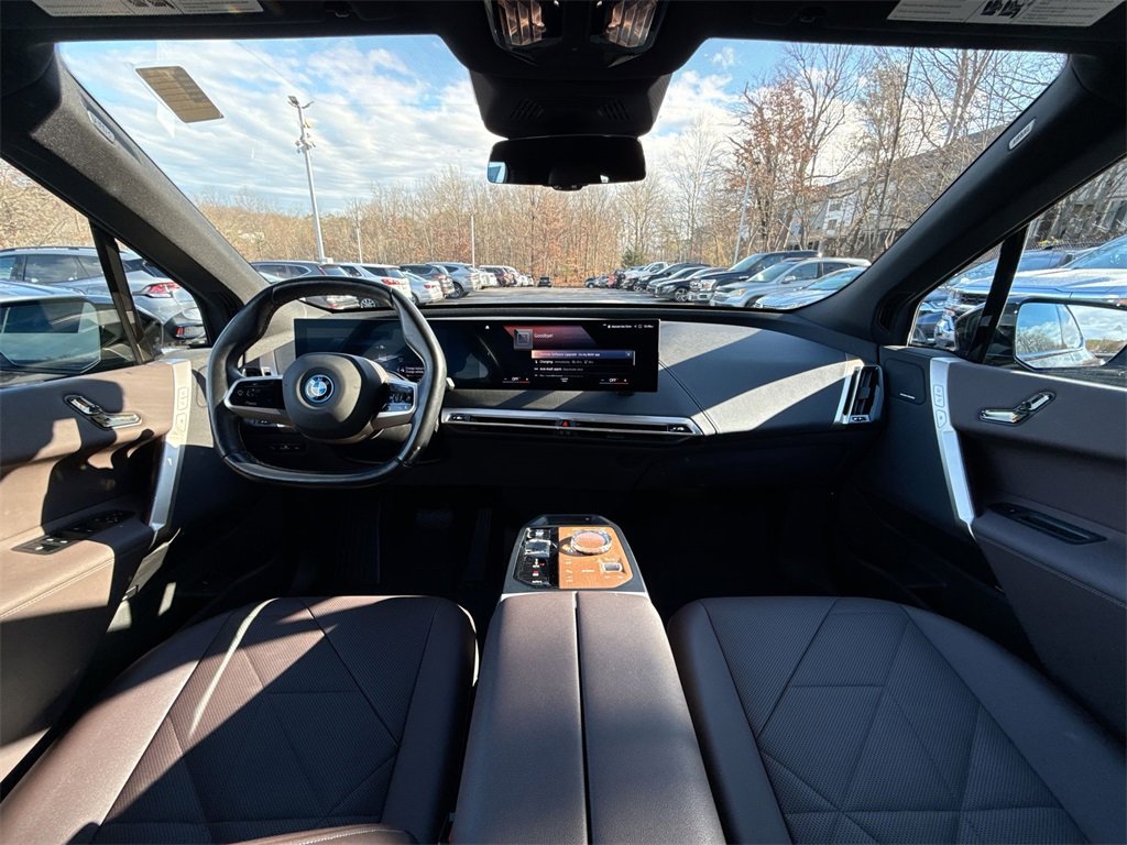 Used 2023 BMW iX xDrive50 w/ Ultimate Package 2 image 22