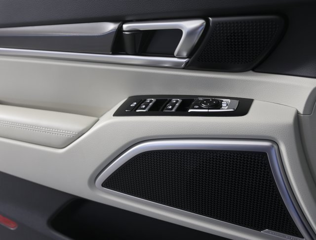 New 2025 Kia Telluride S image 26