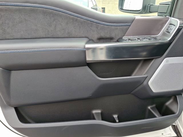 Certified 2026 Ford F250 Platinum w/ Tremor Off-Road Package image 11