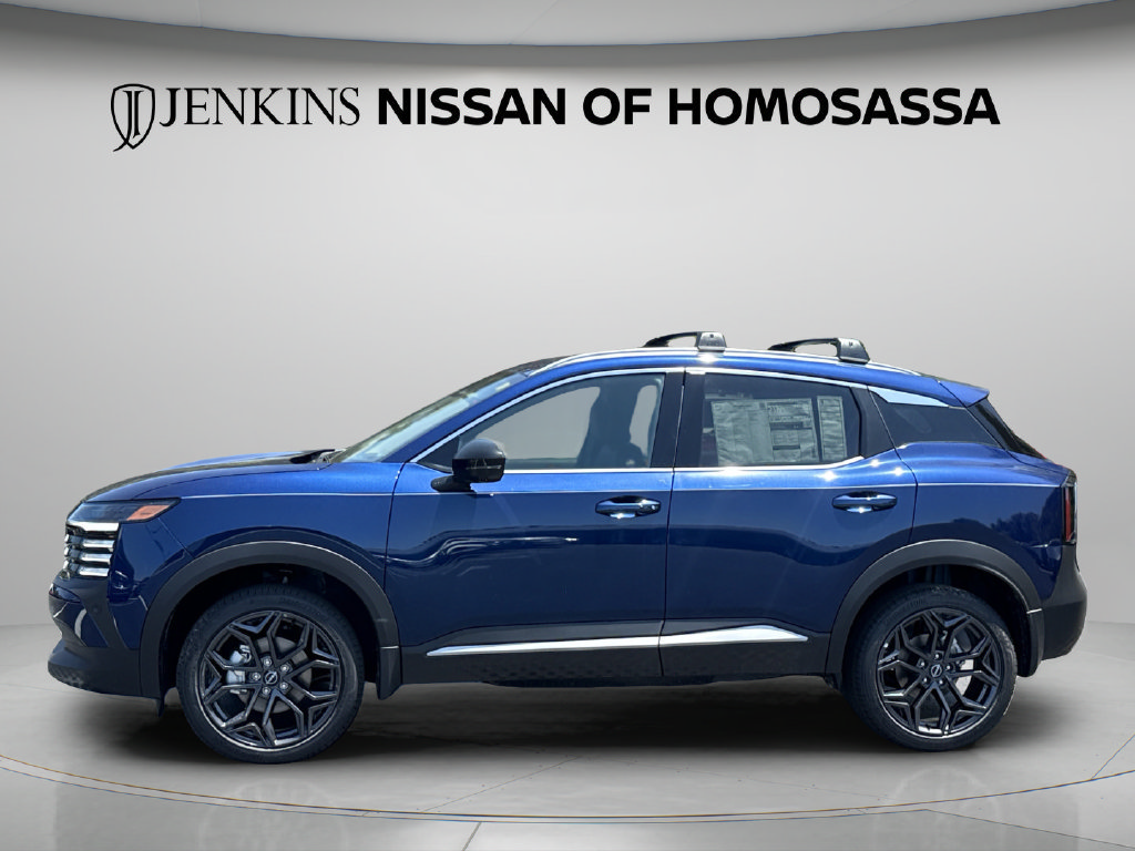 New 2026 Nissan Kicks SR w/ Cold Weather Package FWD image 13