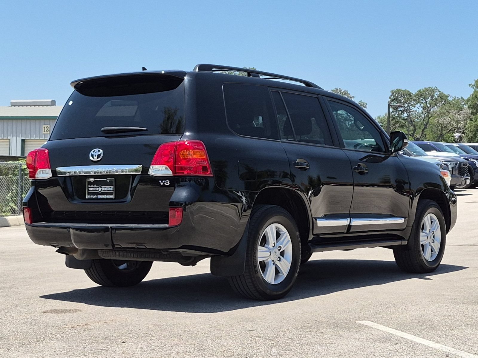 Used 2015 Toyota Land Cruiser AWD/4WD image 5