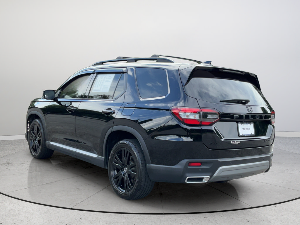 Used 2024 Honda Pilot Elite image 8