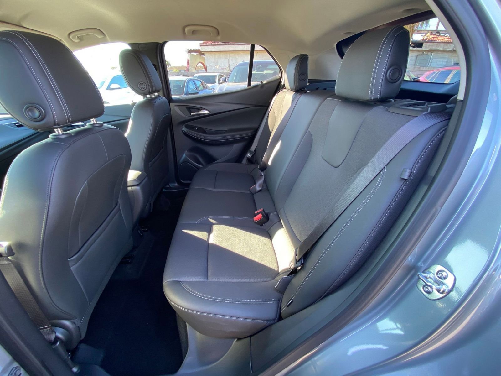 Used 2025 Buick Encore GX Preferred FWD image 36