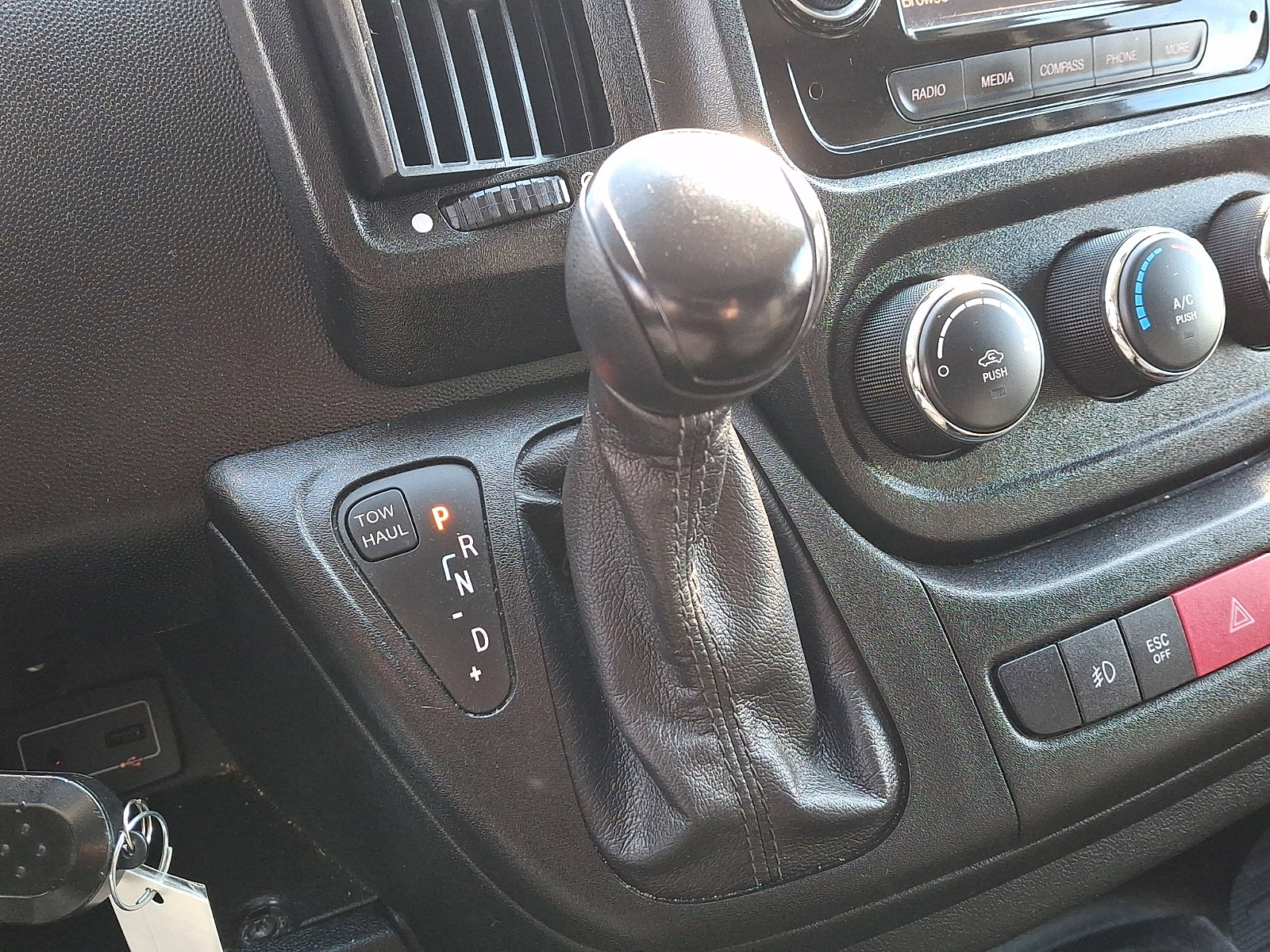 Used 2019 RAM ProMaster 1500 w/ Premium Appearance Group image 16